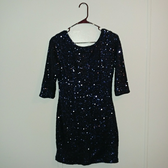 Sequin dress - Picture 2 of 3